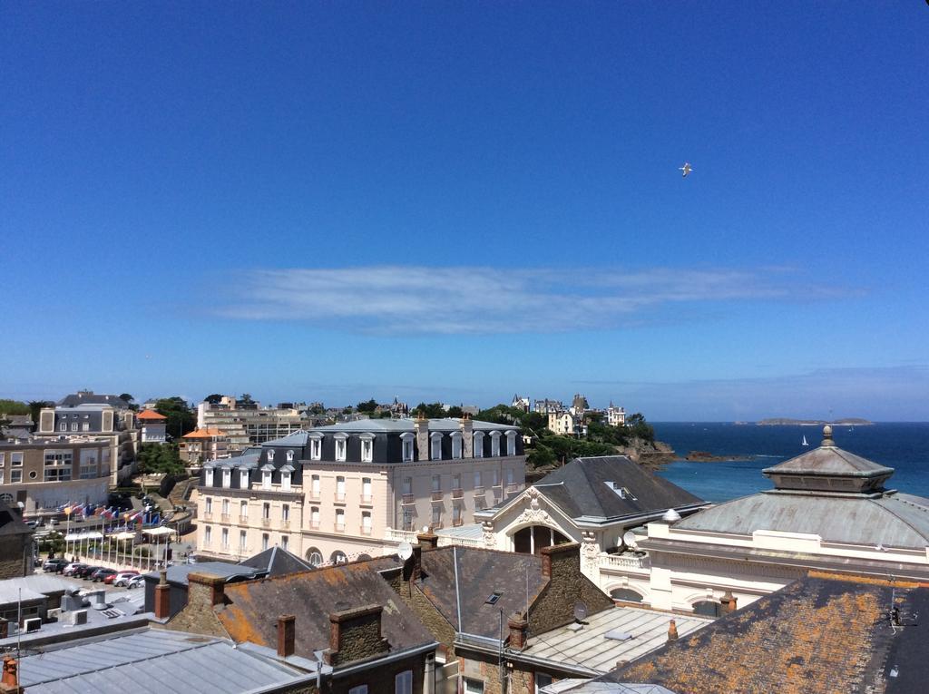 Les Studios Vue Mer Le Matlo Dinard Esterno foto