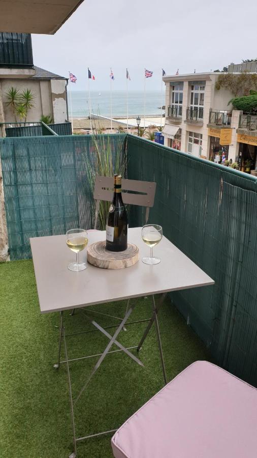 Les Studios Vue Mer Le Matlo Dinard Esterno foto